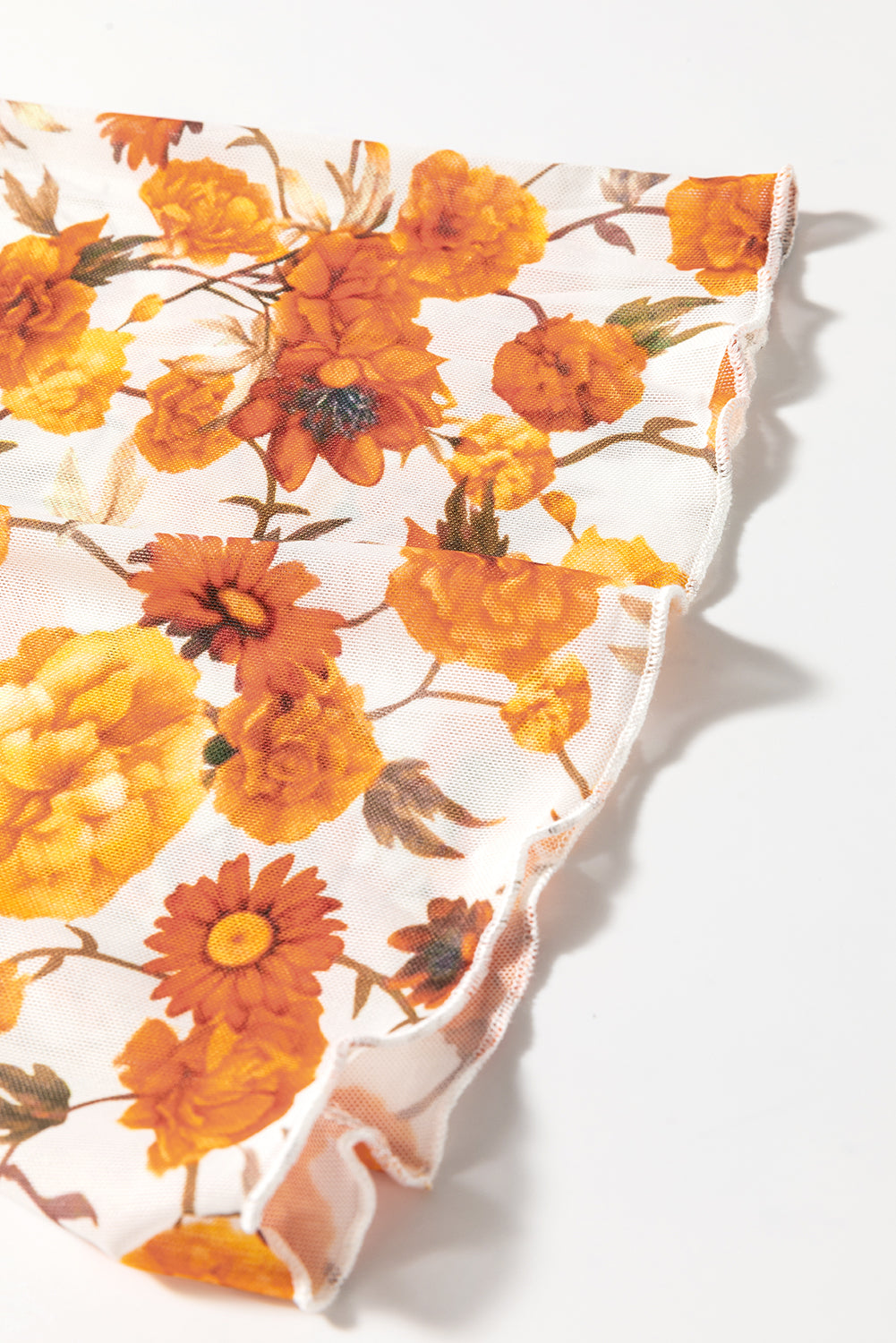 Beatriz® | Printed top with stand-up collar and flared sleeves