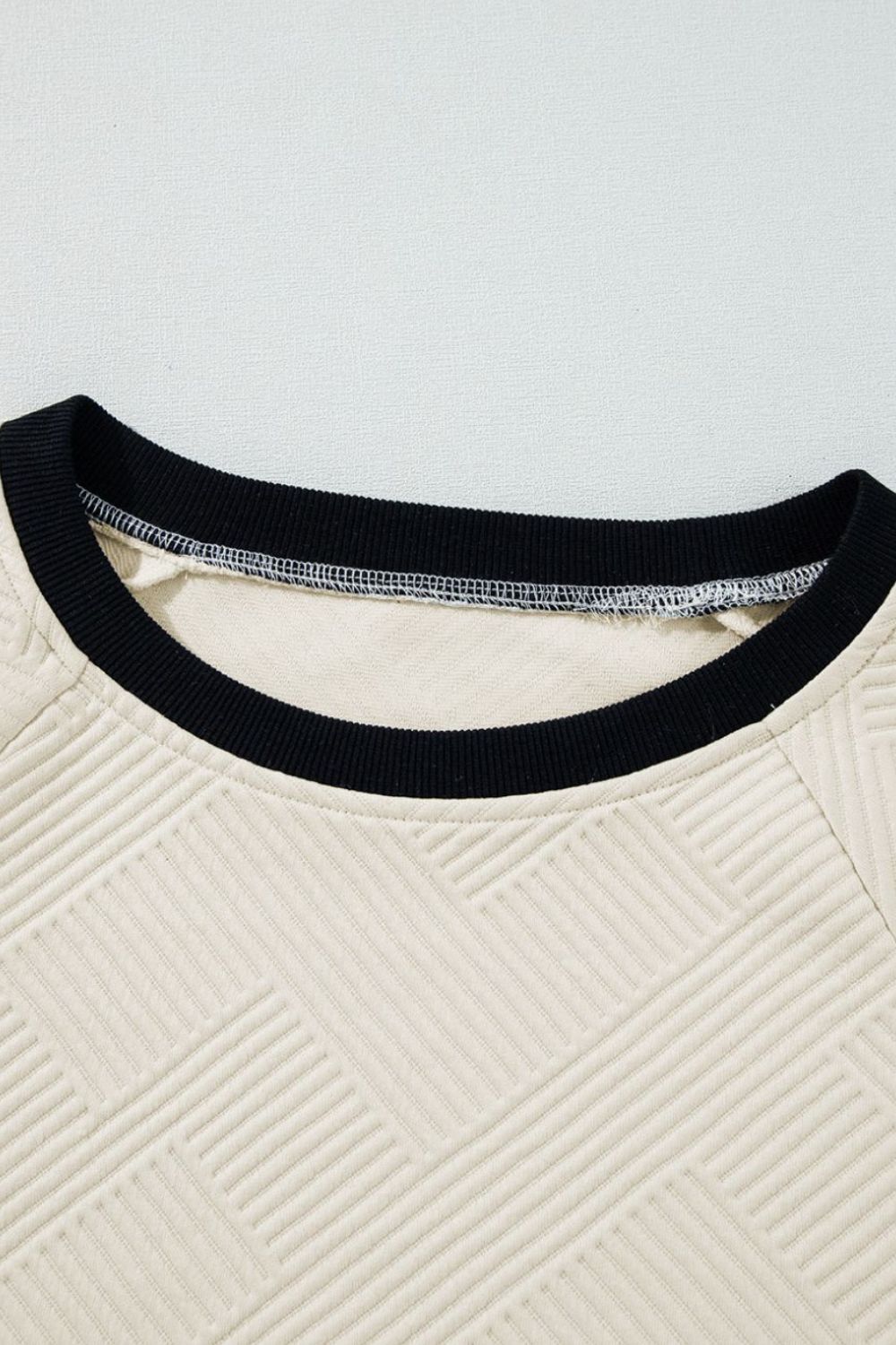 Azucena® | Long-sleeved sweatshirt with textured contrast