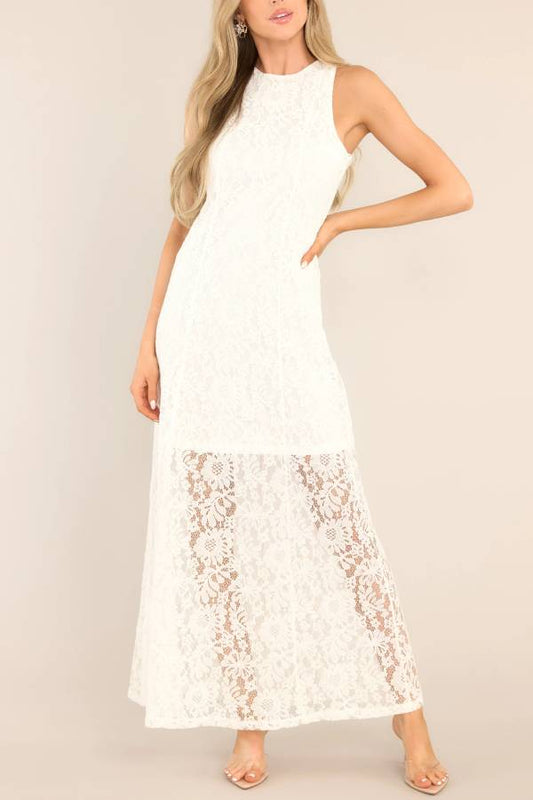 Celia® | White lace maxi dress with irresistible charm
