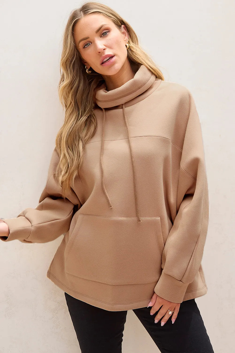 Camila® | Long-sleeved sweatshirt with turtleneck and drawstring