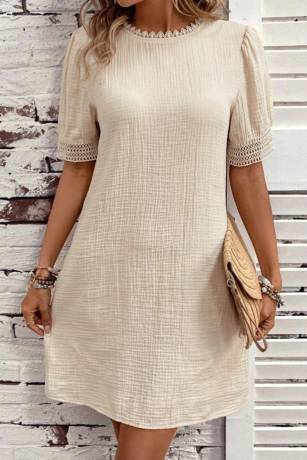 Ella® | Elegant dress with puff sleeves
