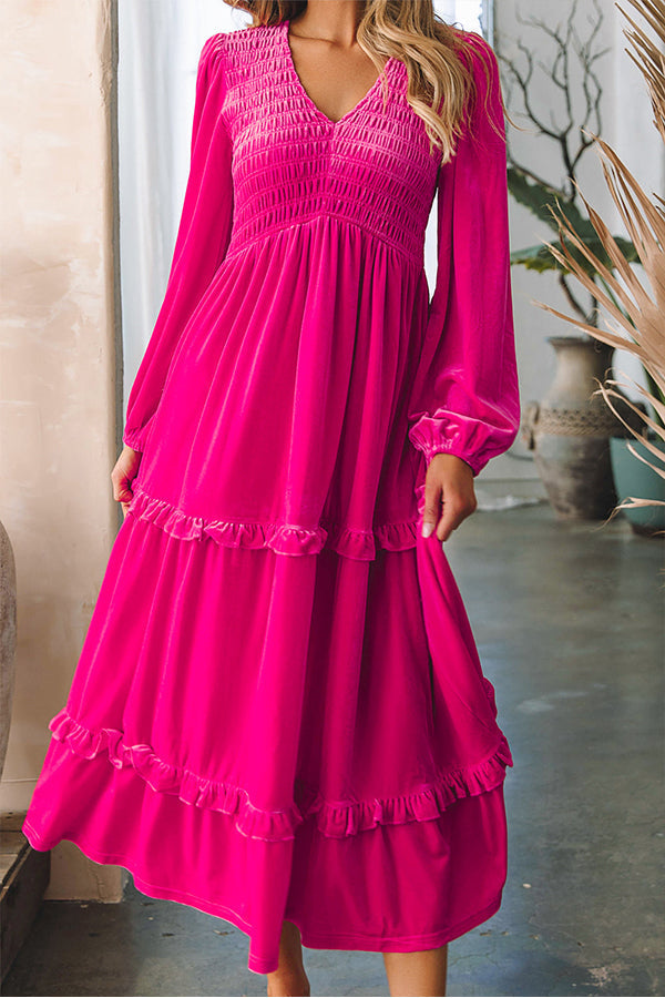 Charlie® | Ruched velvet dress with V-neck and long sleeves