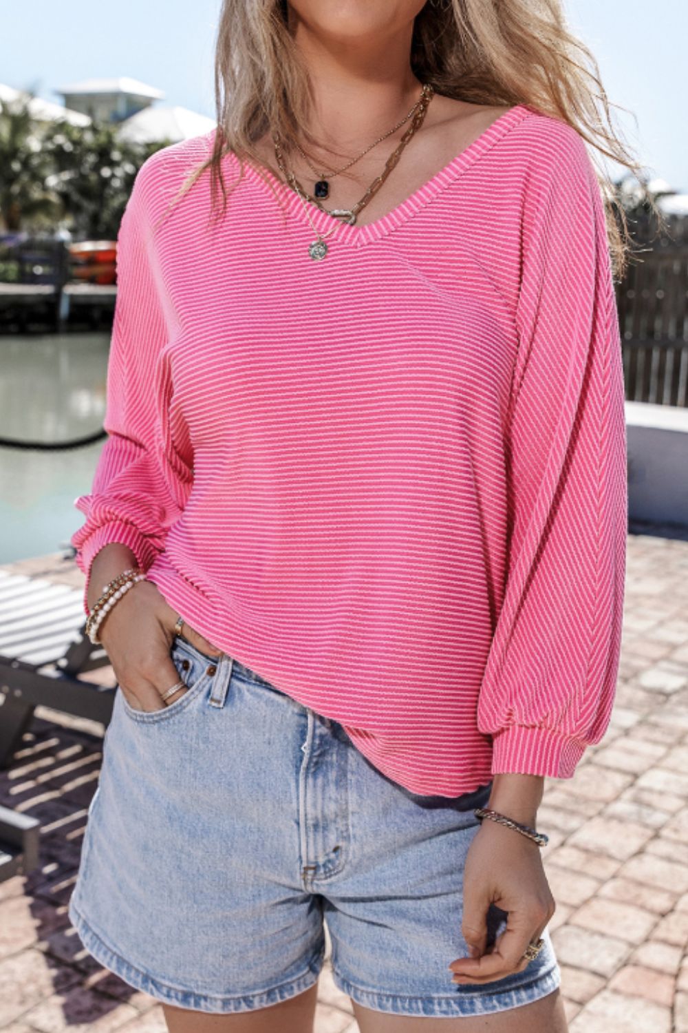 Elisa® | Structured, long-sleeved V-neck top