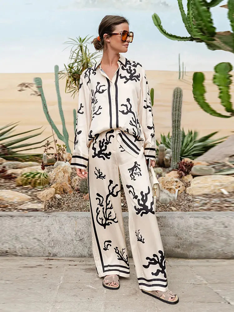 Carmen® | From desk to dinner – satin button-down blouse in a unique print in oversize