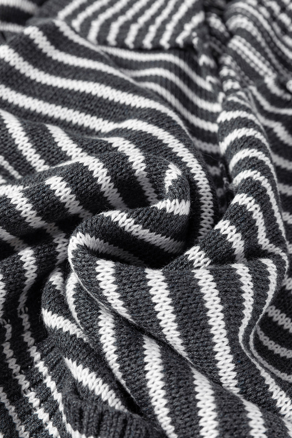 Cara® | Sweater vest with striped collar and pockets