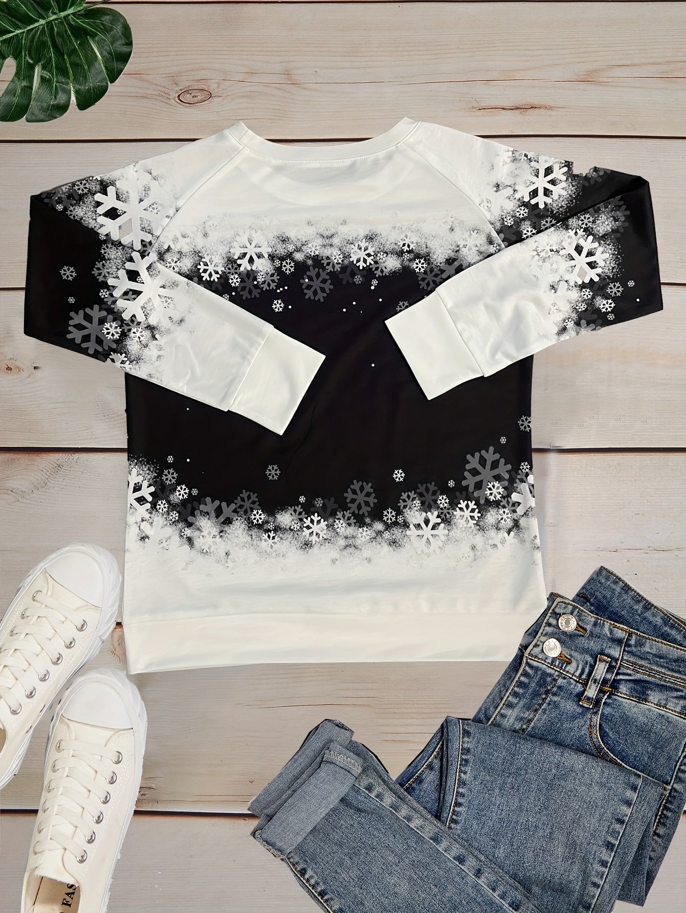 Aurora® | Comfortable winter sweatshirt with cat motifs