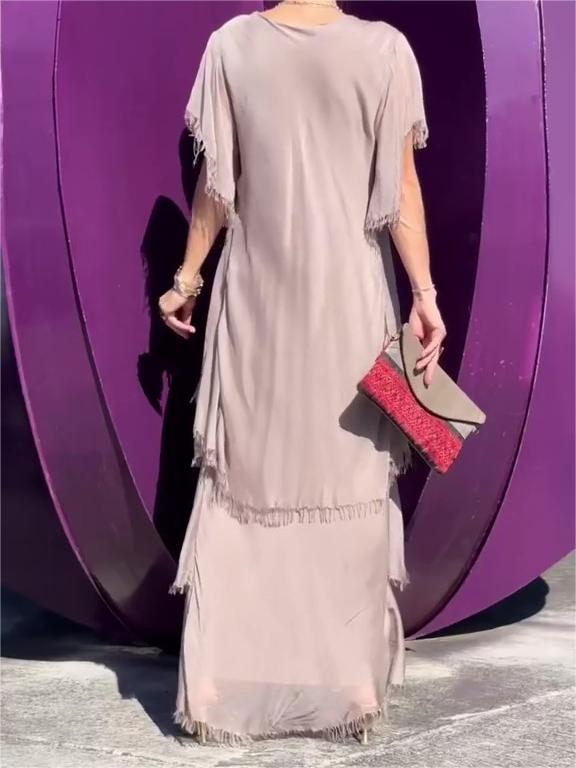 Consuelo® | Elegant maxi dress with a V-neck