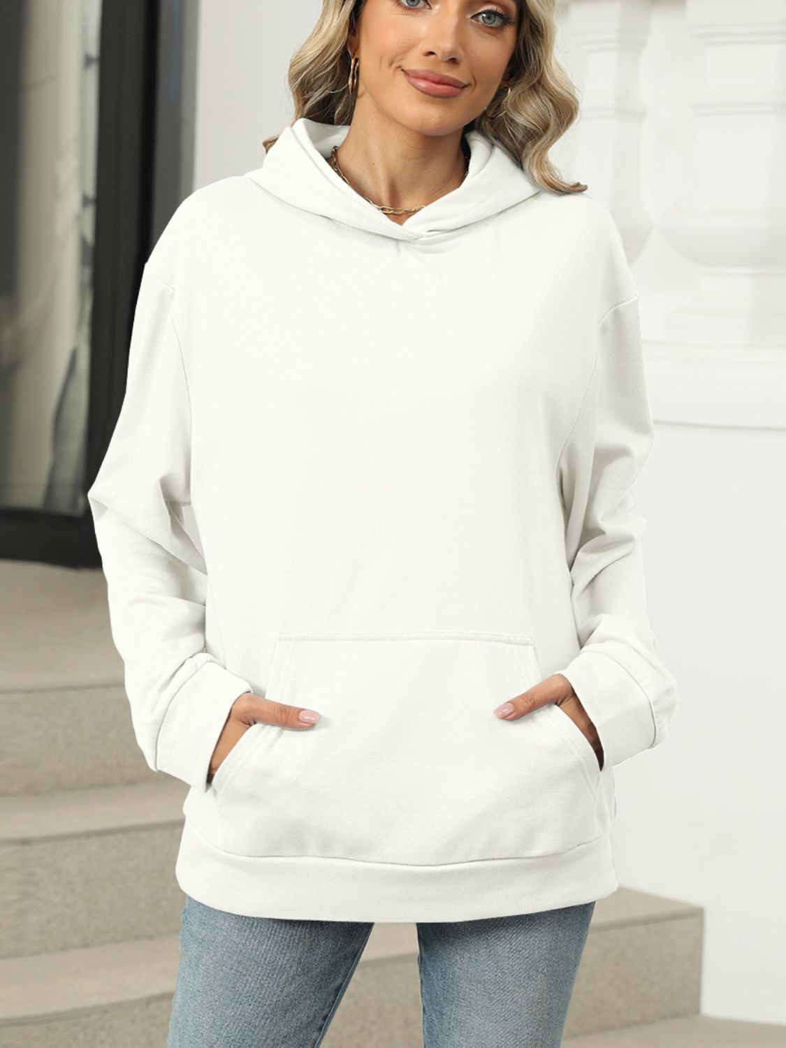 Dagmar® | Hoodie with pockets and long sleeves