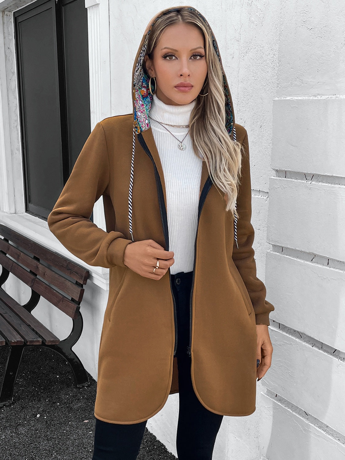 Aniana | Long sleeve outerwear with hood and drawstring and zip fastening