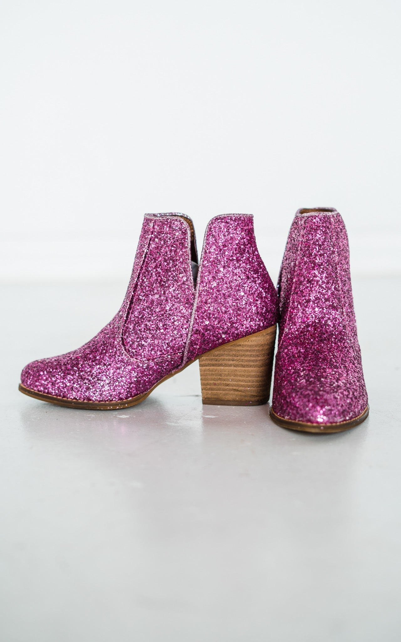 Celine® | Ankle boots in pink