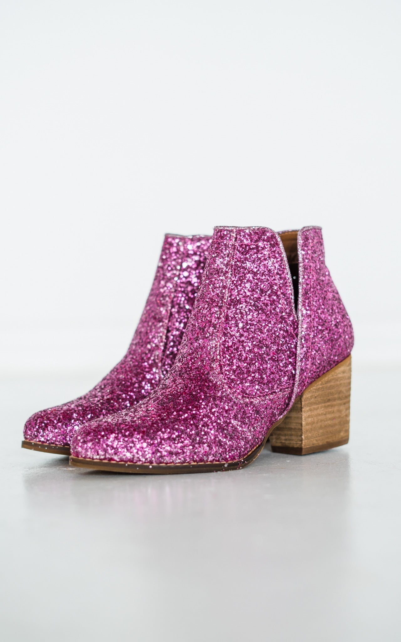 Celine® | Ankle boots in pink