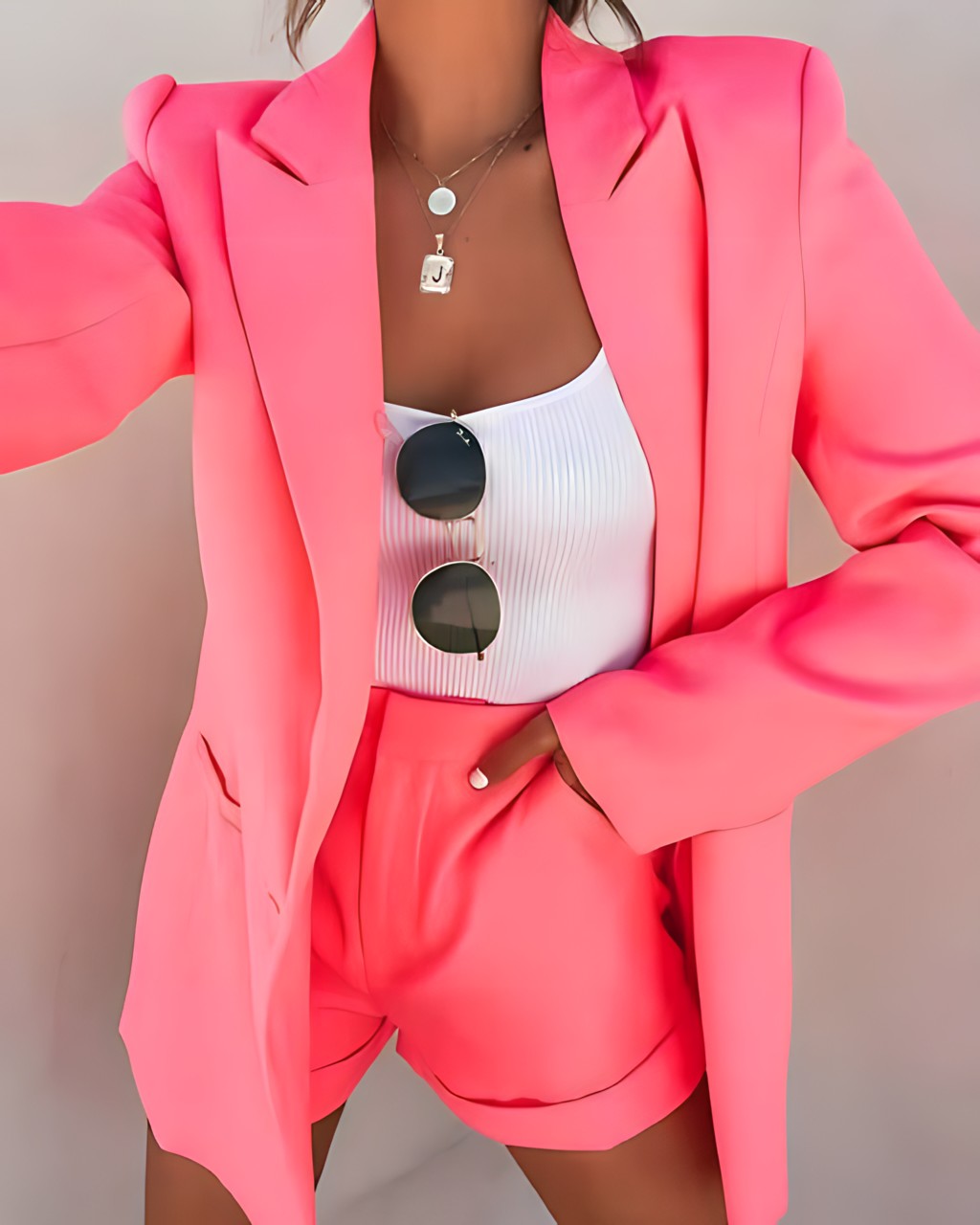 Alicia® | Casual set with blazer and shorts
