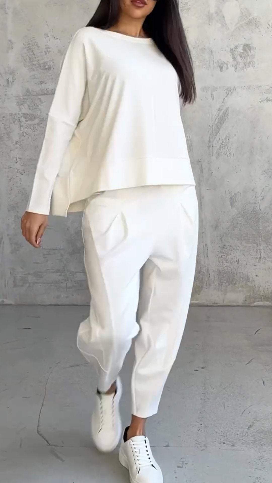 Cassandra® | Set of trousers and long sleeves
