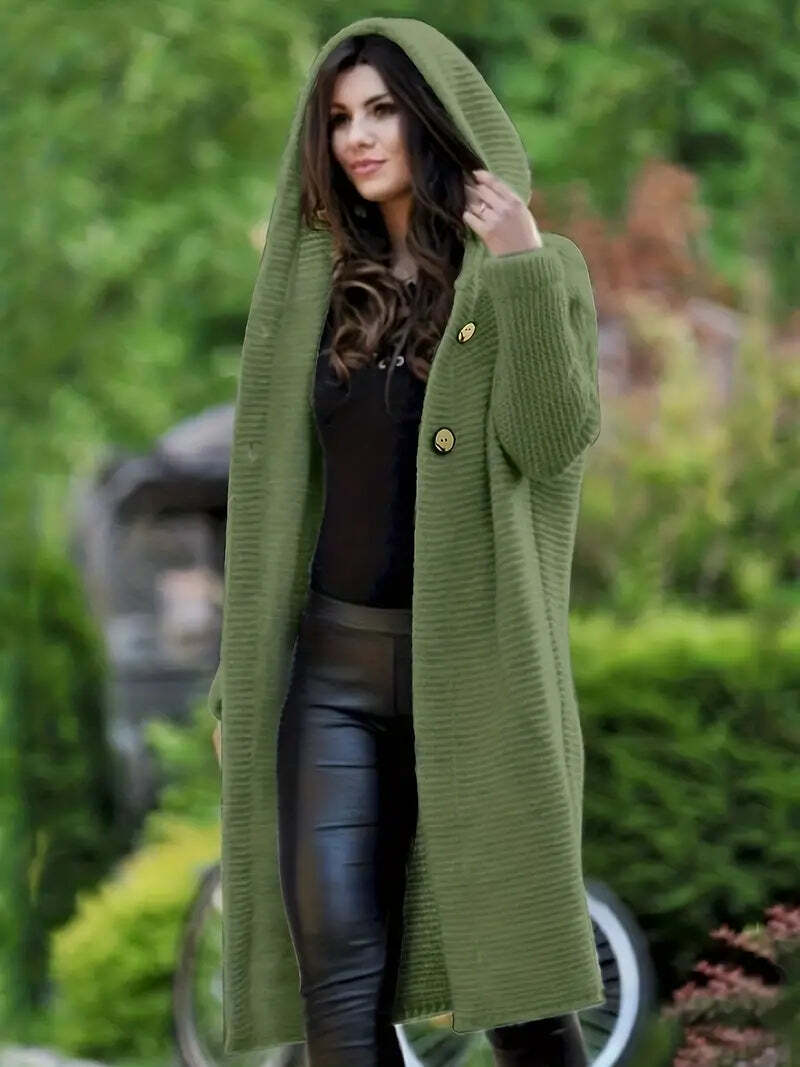 Belinda® | Wool cardigan with Clara hat