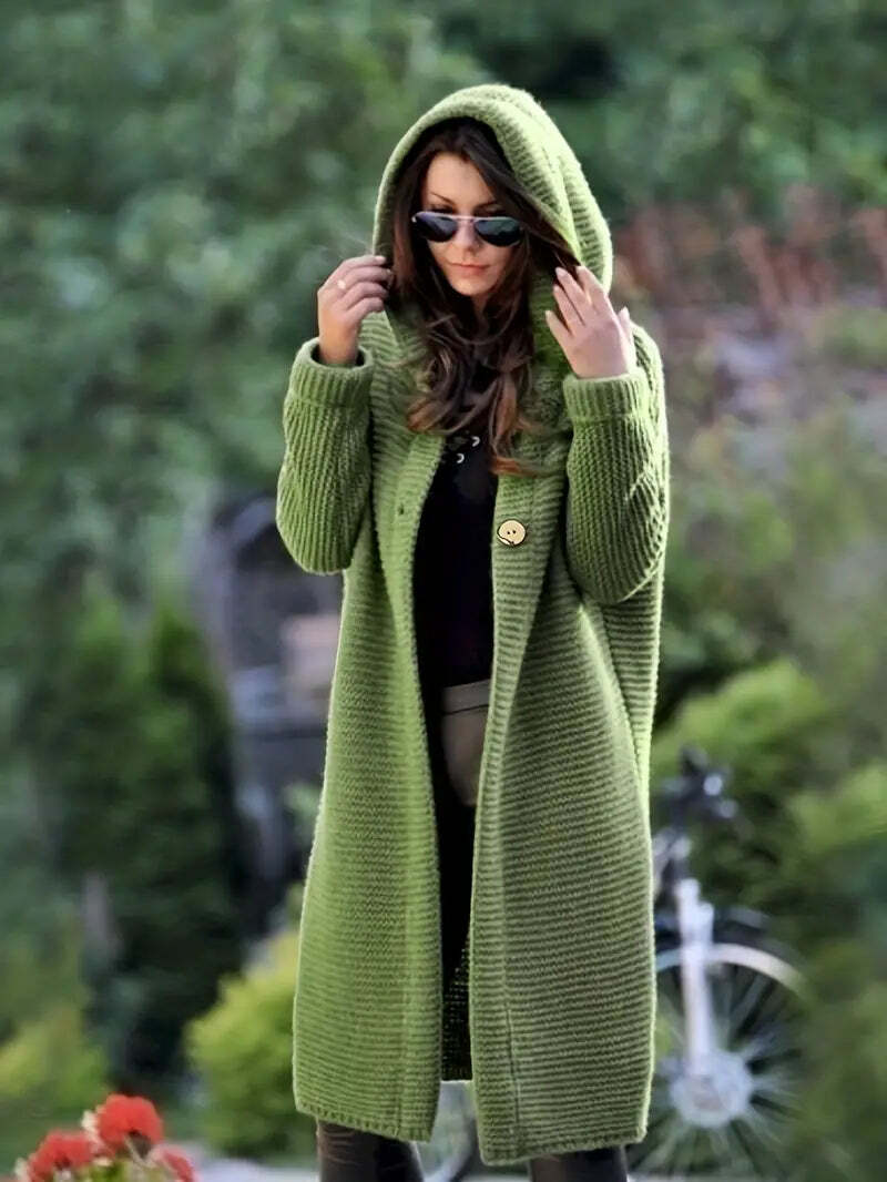 Belinda® | Wool cardigan with Clara hat