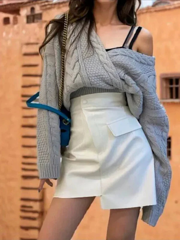 Women’s Sweater – Wool Knit – Oversized Fit – Asymmetric V-Neck – Cable Stitch