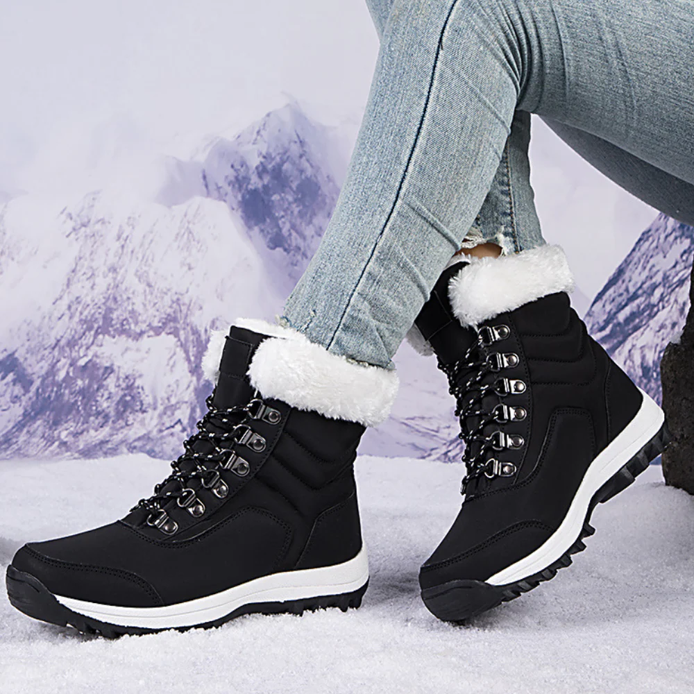 Women’s Mid-Calf Boots – Quilted – Fleece Lined – Lace-Up – Grip Sole – Water-Resistant