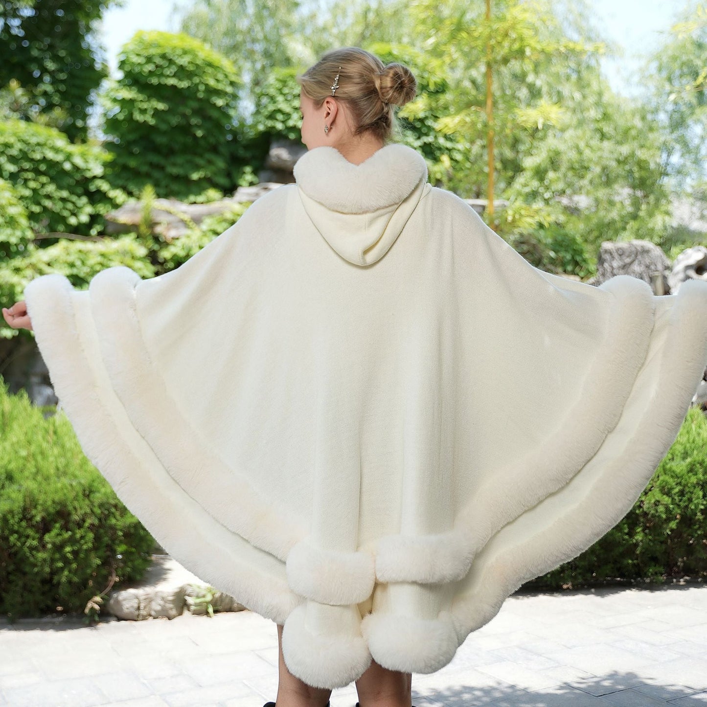 Women’s Cape Coat – Oversized Draped Fit – Faux Fur Trim – Mid-Length Wool Feel
