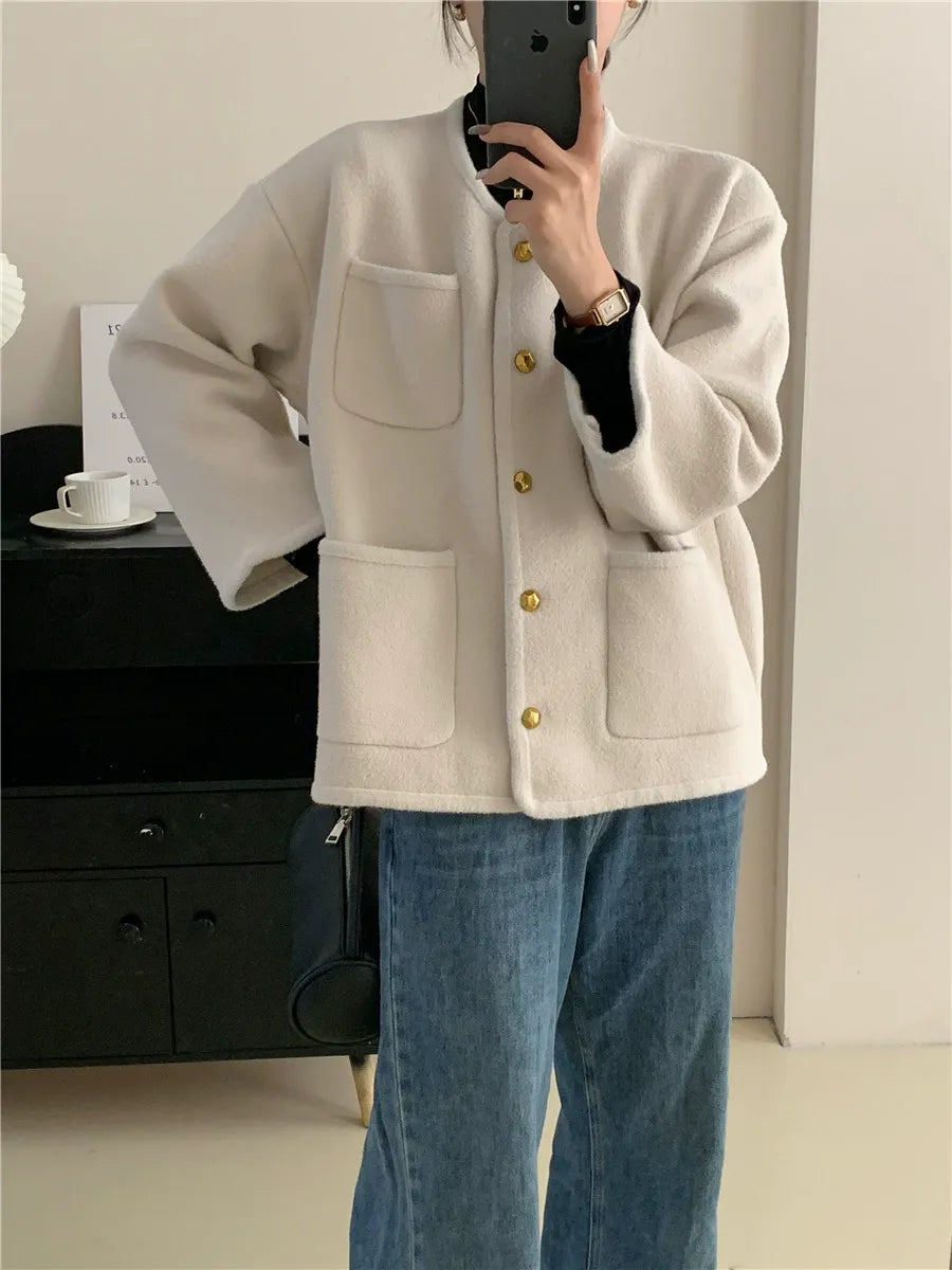 Women’s Knitted Cardigan – Relaxed Fit – Wool Blend – Button-Down – Patch Pockets