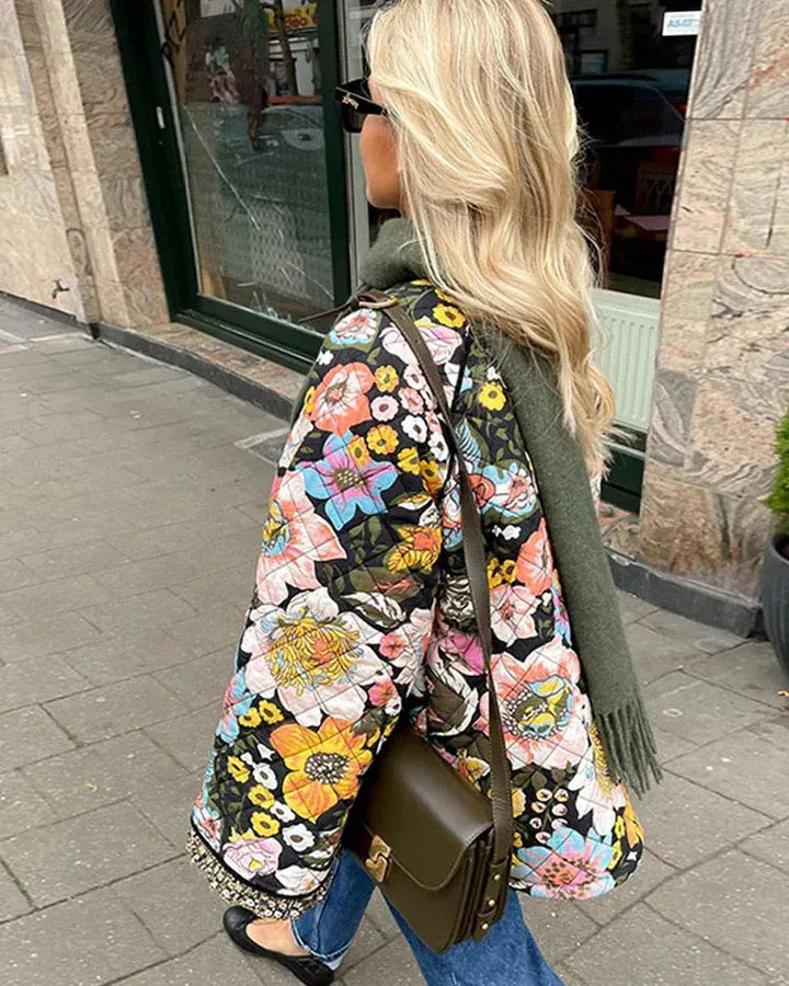Women’s Quilted Coat – Relaxed Fit – Wide Sleeves – Plush Lining – Floral Print – Button Front