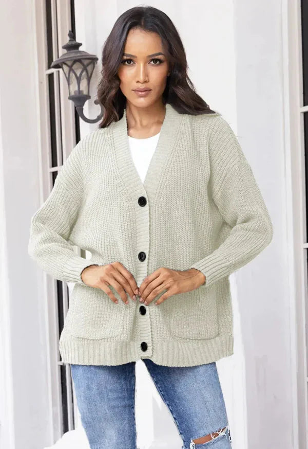 Women’s Cardigan – Wool Knit – Oversized Fit – V-Neck – Button Front – Mid Length