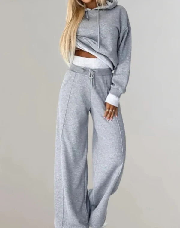 Women’s 2-Piece Set – Cropped Hoodie – Relaxed Fit – Wide-Leg Joggers – Cotton Blend