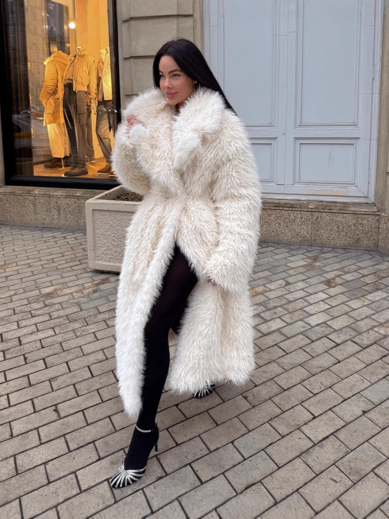Women’s Jacket – Faux Fur – Mid-Length – Oversized Fit – Open Front – Shaggy Texture