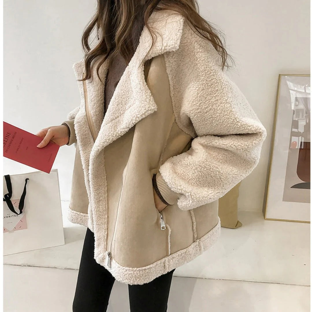 Women’s Jacket – Oversized Relaxed Fit – Brushed Soft Feel – Sherpa Trim – Zip Closure