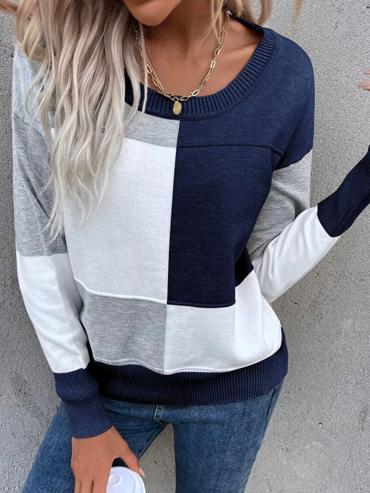 Women’s Sweatshirt – Relaxed Fit Soft Knit – Block Pattern – Ribbed Crew Neck Casual Wear