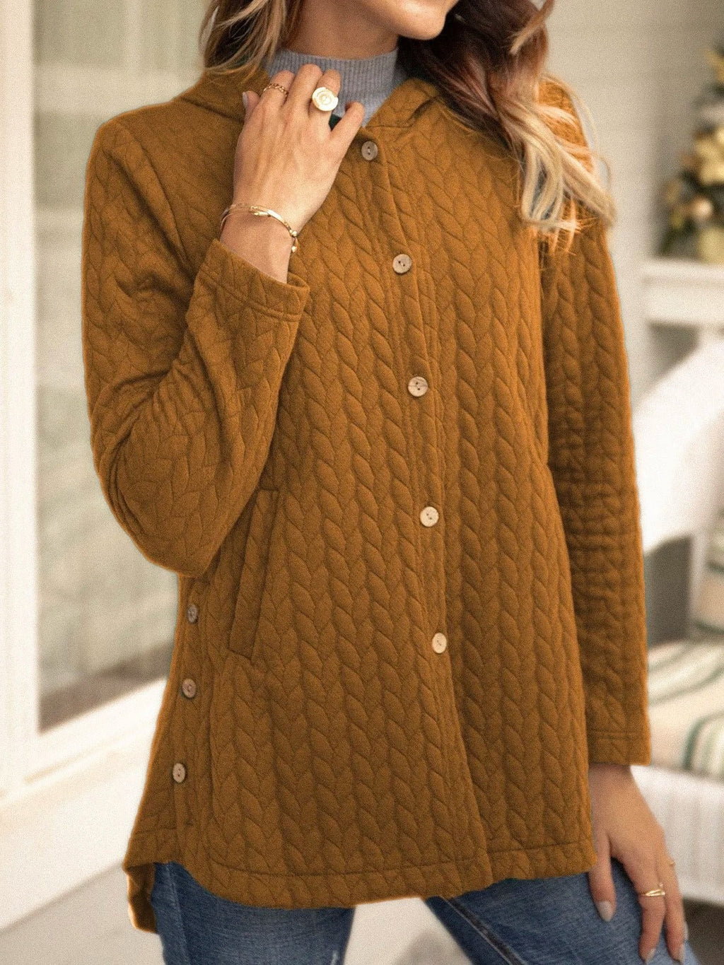Women’s Quilted Sweatshirt – Relaxed Fit – Hooded – Button Front – Mid Length Casual