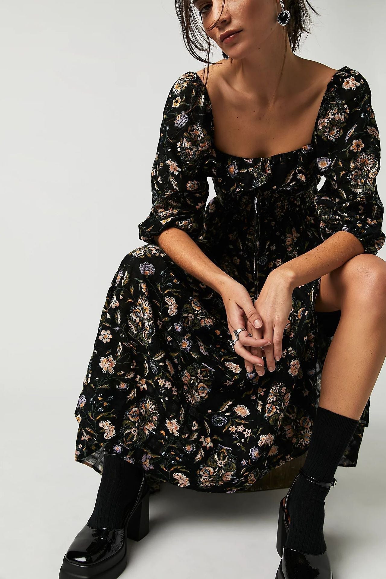 Ariadna® | Printed midi dress with ruched bodice and ruffles