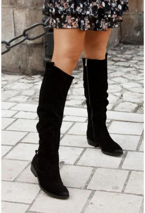 Carla® | Elegant and detailed, supportive winter boots