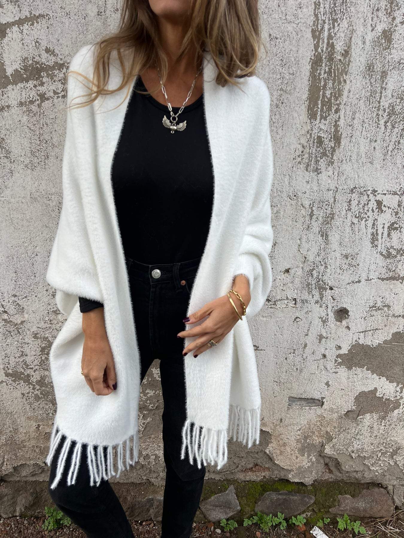 Ashley® | Elegant and comfortable scarf sweater for women