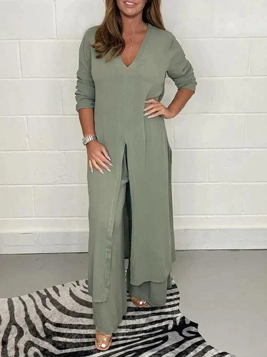 Antonella® | Two-piece set with V-neck and slit
