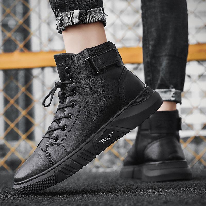 Men’s Ankle Boots – Leather – Lace-Up with Buckle – Grip Sole – Structured Fit