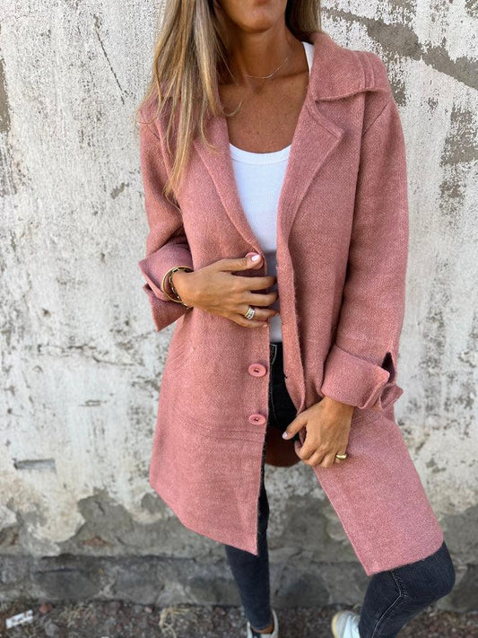 Brígida | Waterproof coat with lapel collar