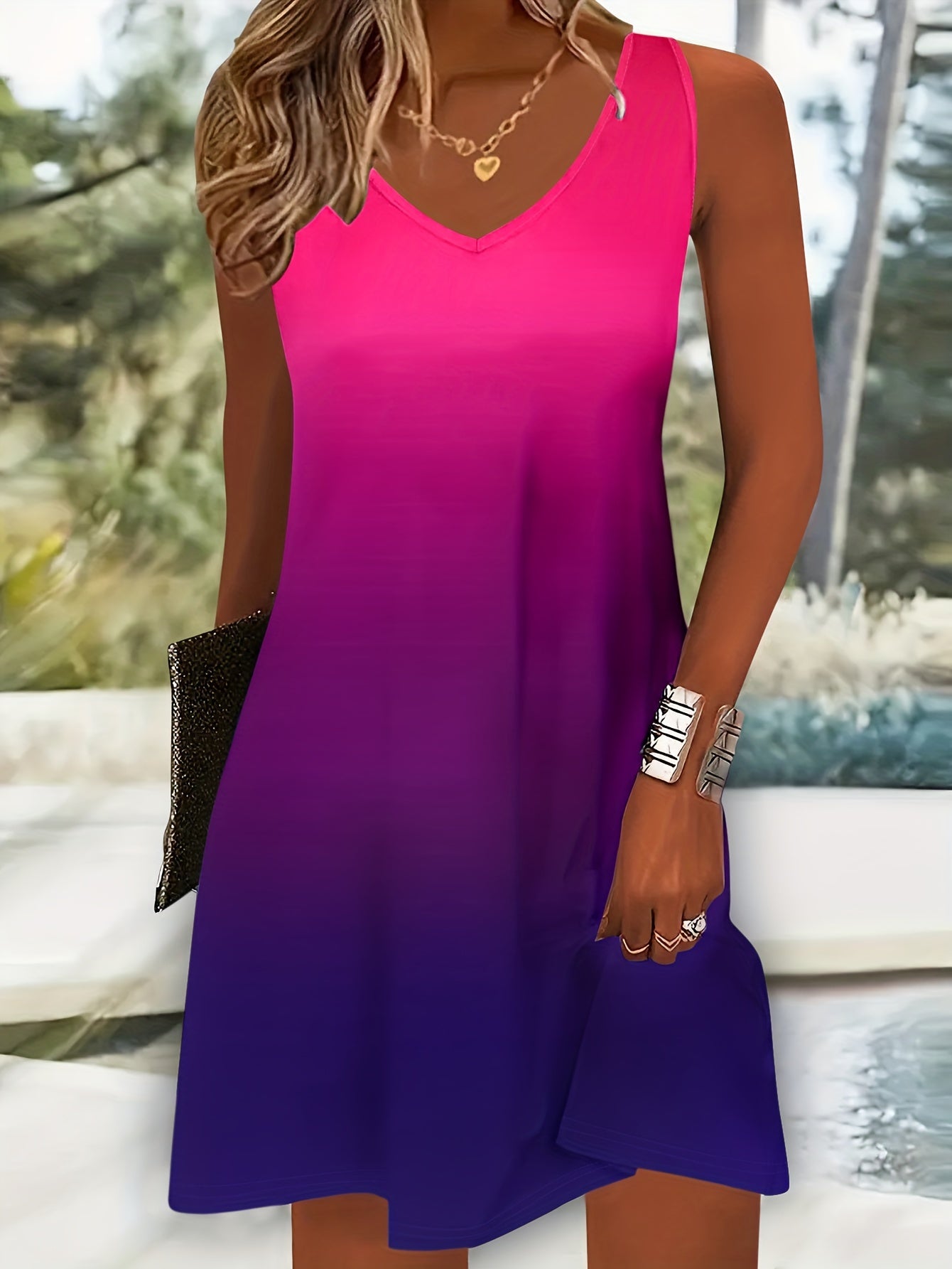 Begoña® | Stylish Gradient Dress With V-Neck