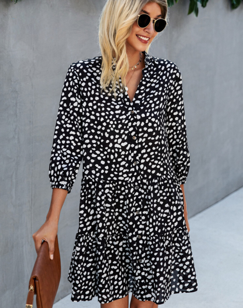 Daniela® | Relaxed and timeless summer dress