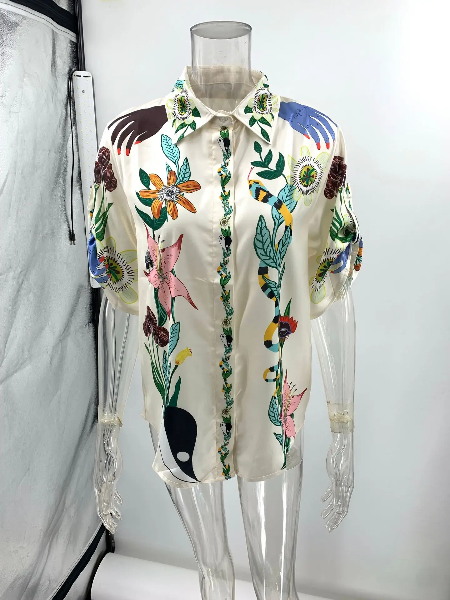Diana® | Graffiti print satin two piece set for women