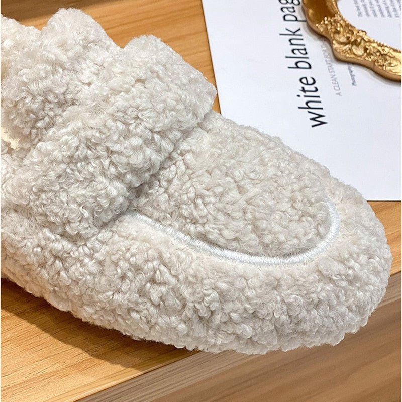 Begoña | Fluffy slippers with soft soles