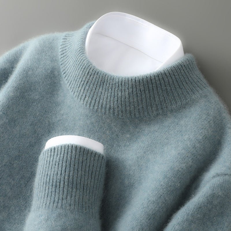 Berta | Classic cashmere sweater with beef neck