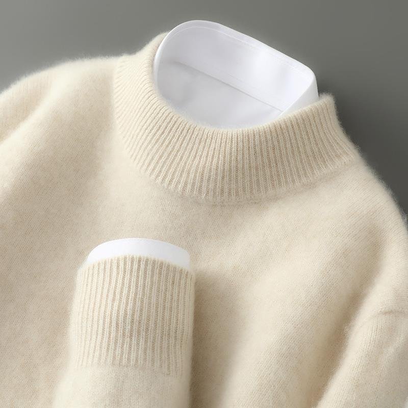 Berta | Classic cashmere sweater with beef neck