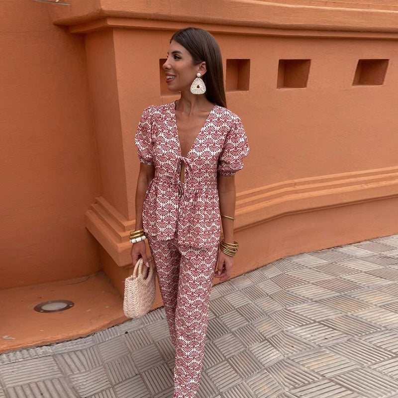 Elizabeth® | Casually chic two-piece set
