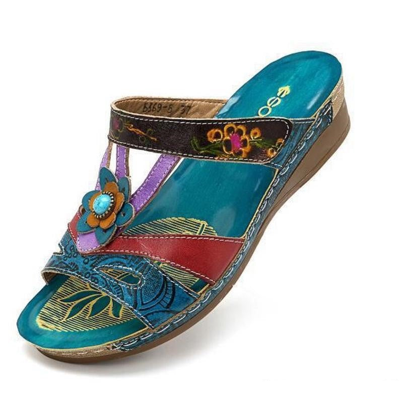 Ava® | Trendy sandals of the season