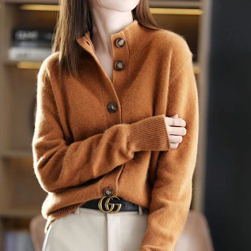 Cristina | Timeless cardigan from cashmere