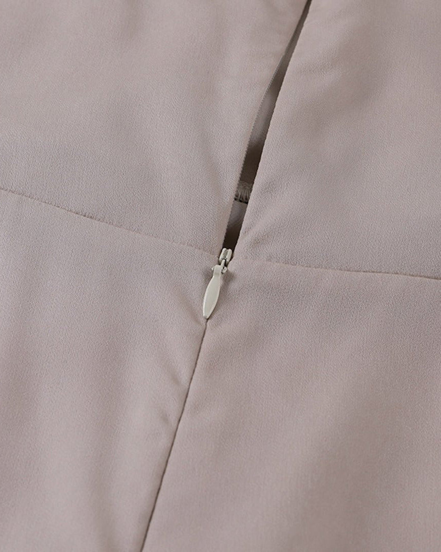 Dolores® | Elegant Maxi Dress With A Sweetheart Neckline And Slit