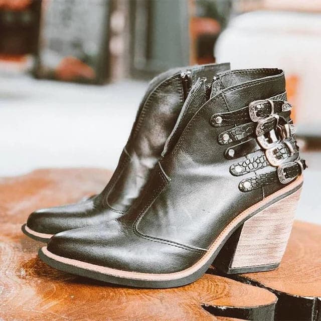 Beatriz® | Elegant women's ankle boots with heels and buckles