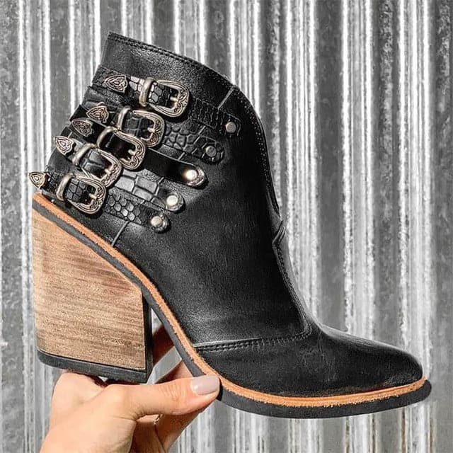 Beatriz® | Elegant women's ankle boots with heels and buckles