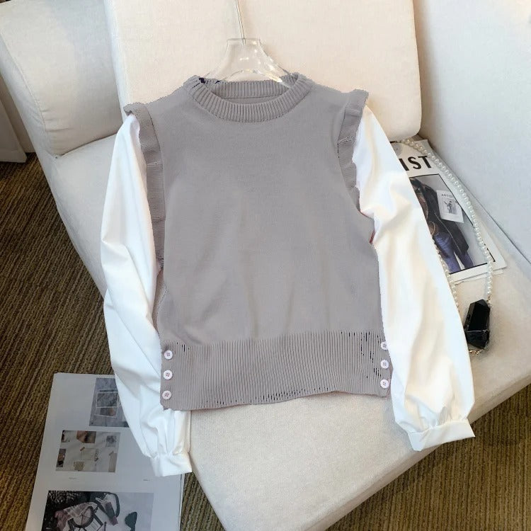 Carolina® | Women's knitted vest with ruffle detail