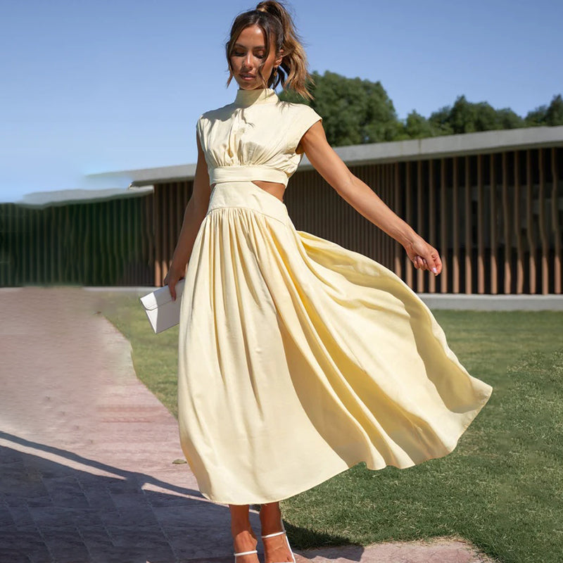 Carina® | Pleated dress with stand-up collar